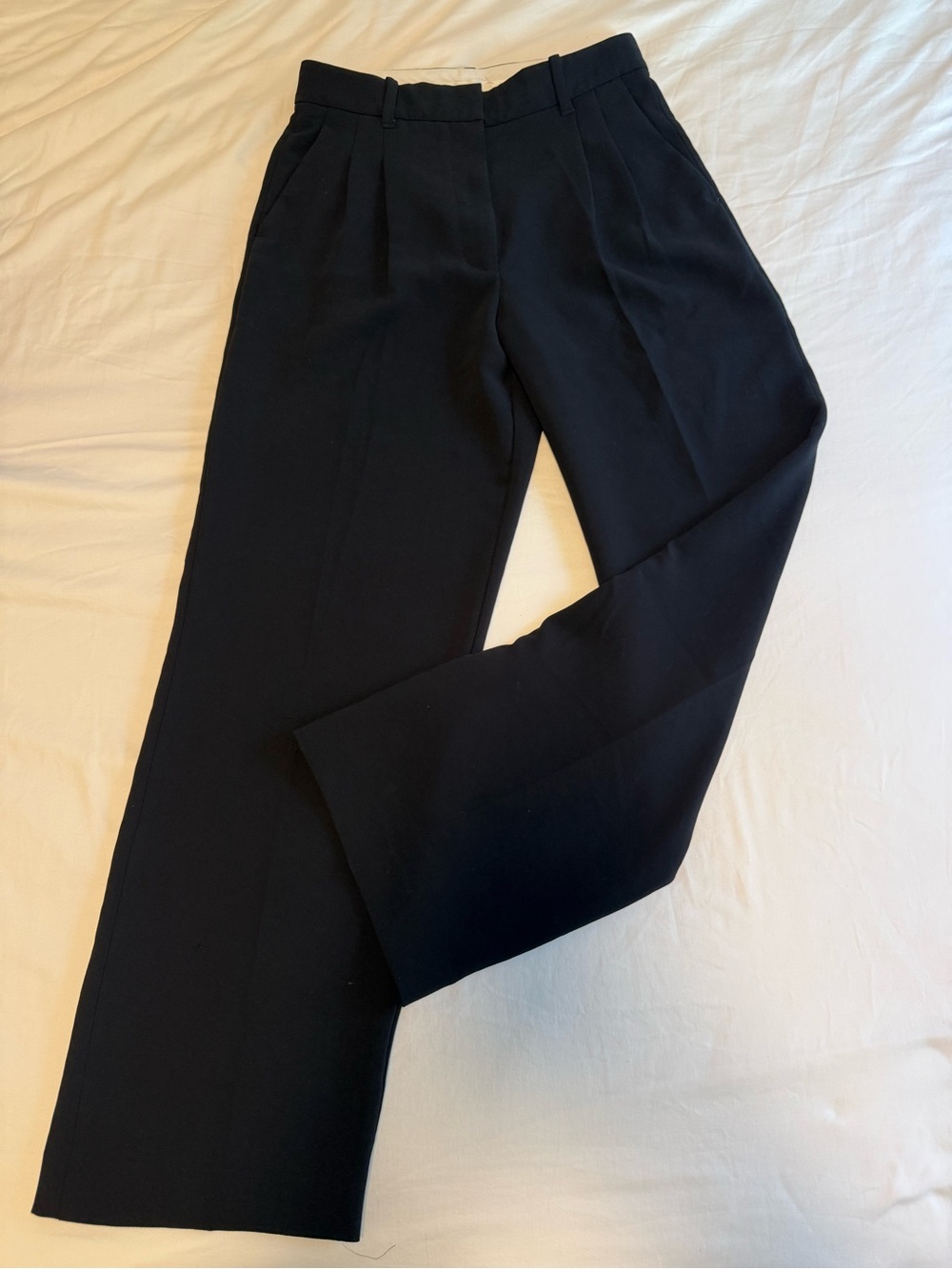 Black Aritzia Effortless Pants Crepette Size 8